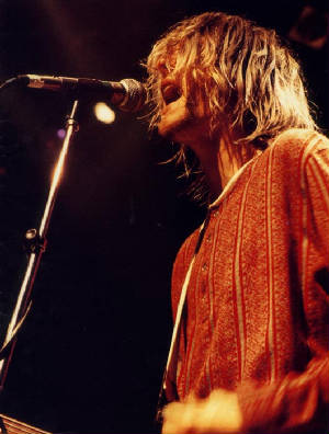 kurtatconcert.jpg